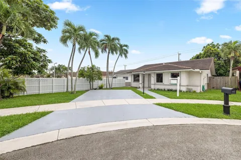 13280 SW 40th Ter