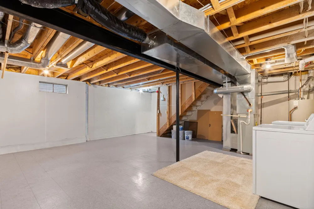 3034 Forest Creek Court Ann Arbor, MI 48108