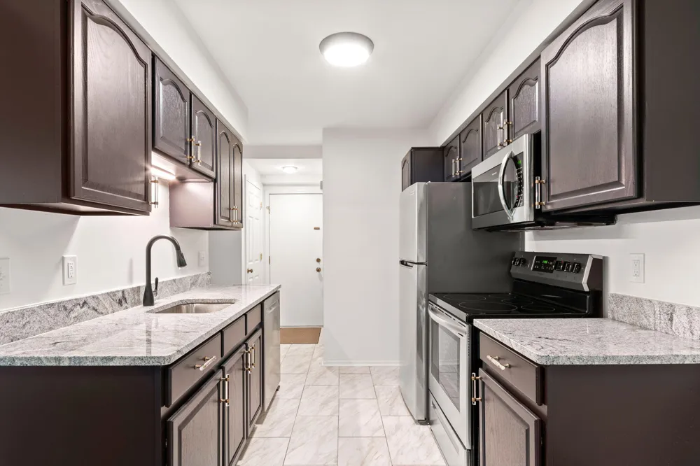 3034 Forest Creek Court Ann Arbor, MI 48108