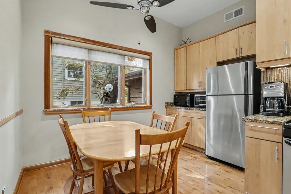 34149 Hillside Drive Paw Paw, MI 49079