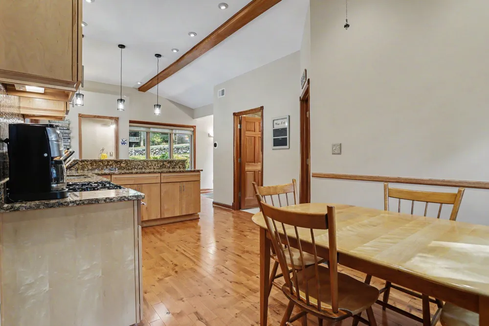 34149 Hillside Drive Paw Paw, MI 49079