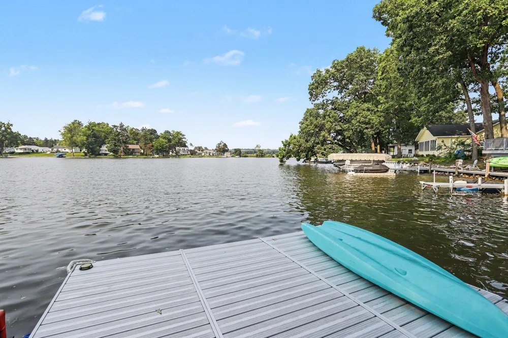 34149 Hillside Drive Paw Paw, MI 49079