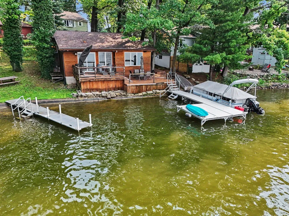 34149 Hillside Drive Paw Paw, MI 49079