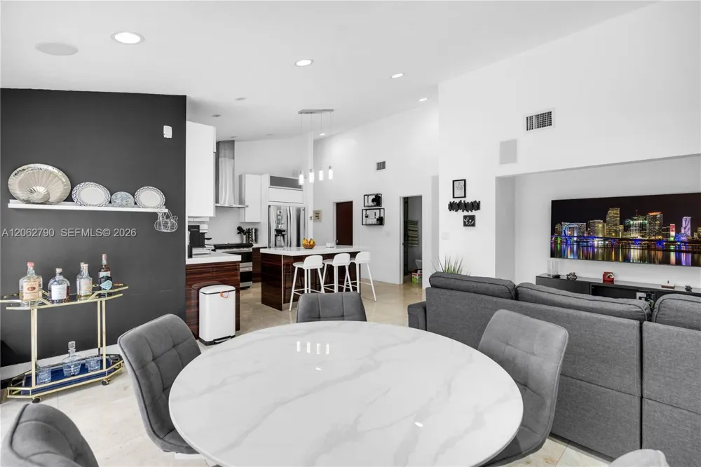 12231 SW 103rd Ter Miami, FL 33186
