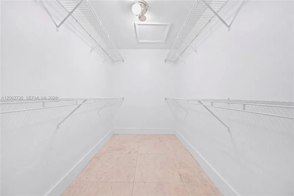 12231 SW 103rd Ter Miami, FL 33186