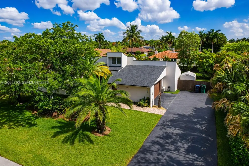 12231 SW 103rd Ter Miami, FL 33186