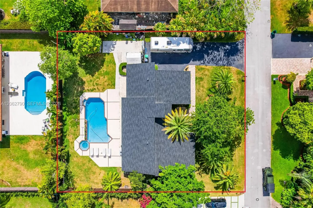 12231 SW 103rd Ter Miami, FL 33186