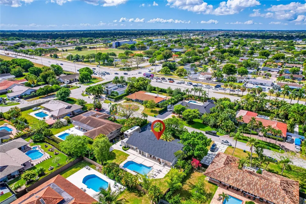 12231 SW 103rd Ter Miami, FL 33186