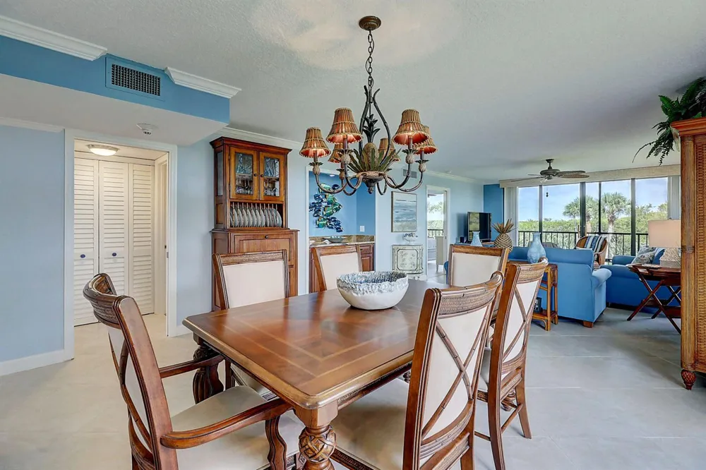 5059 HIGHWAY A1A #206 Hutchinson Island, FL 34949