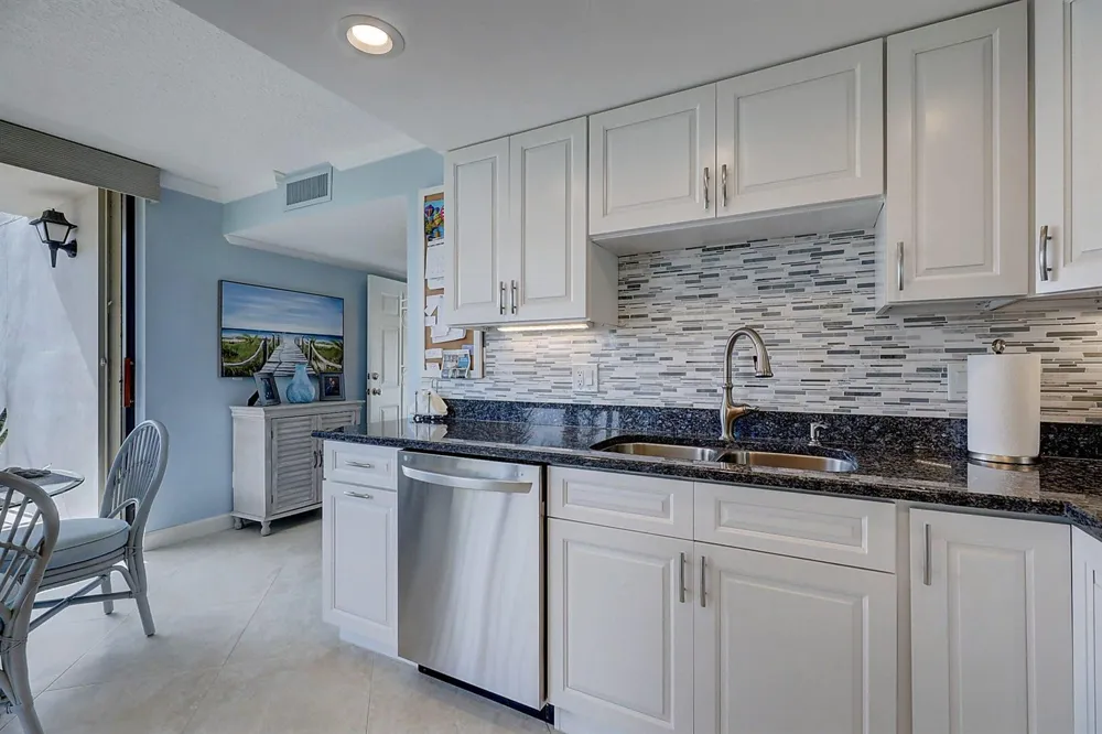 5059 HIGHWAY A1A #206 Hutchinson Island, FL 34949