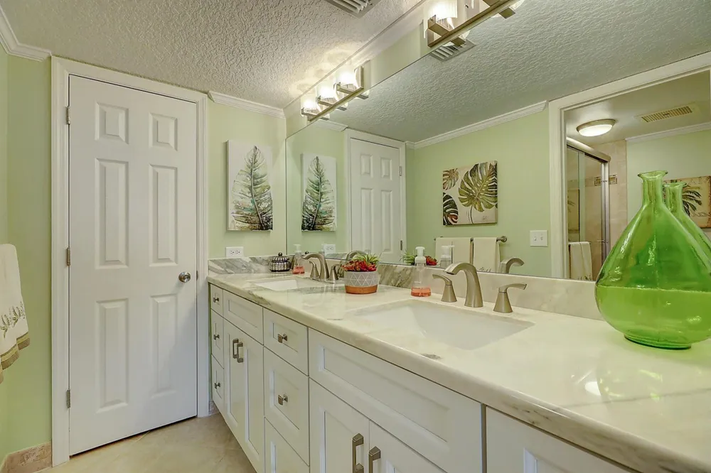 5059 HIGHWAY A1A #206 Hutchinson Island, FL 34949