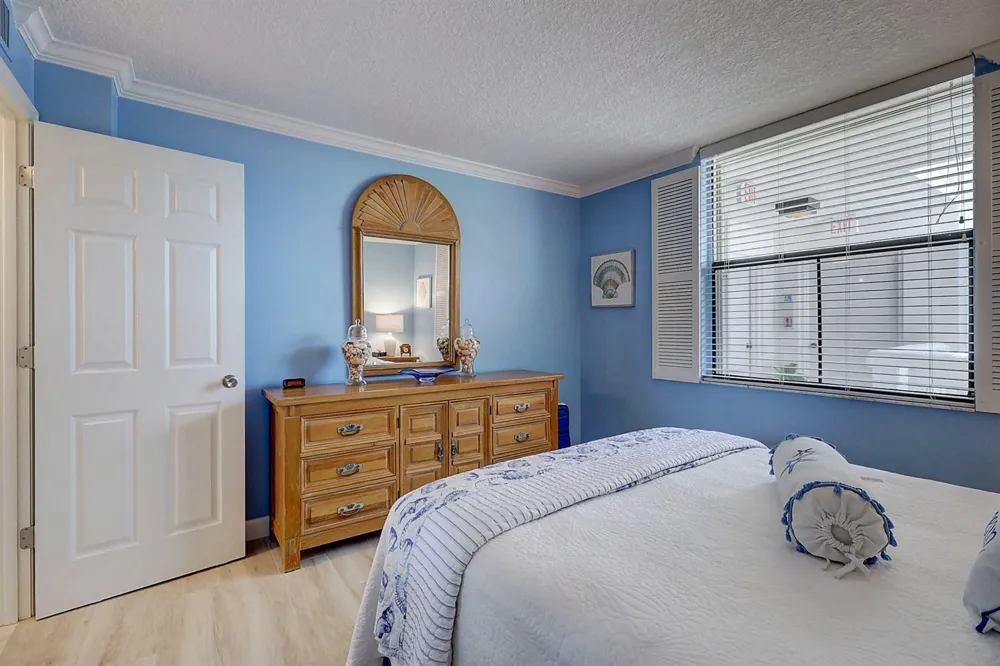 5059 HIGHWAY A1A #206 Hutchinson Island, FL 34949