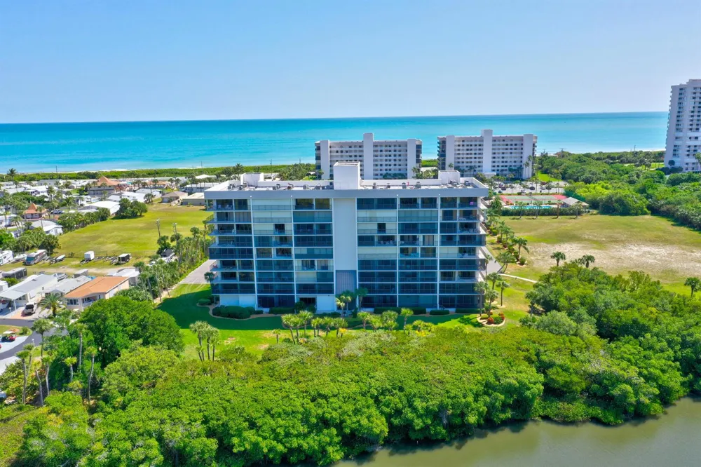 5059 HIGHWAY A1A #206 Hutchinson Island, FL 34949