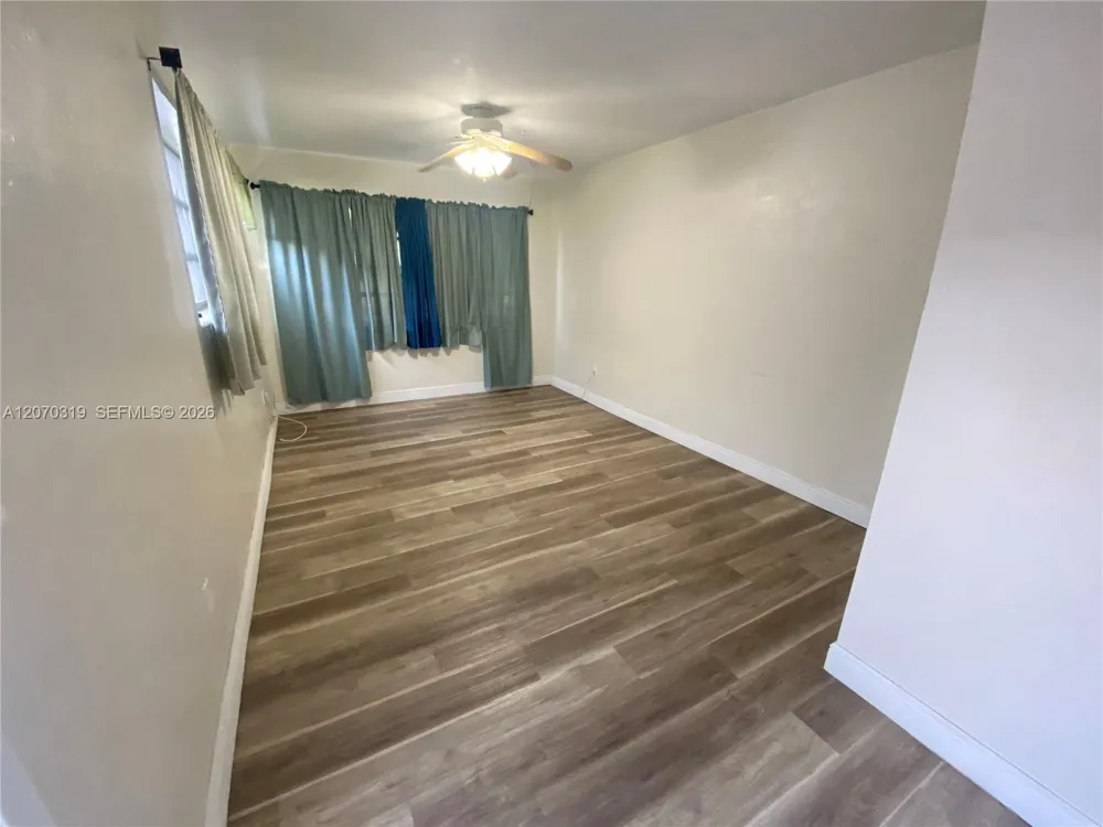 350 SW 34th Ave #- Miami, FL 33135