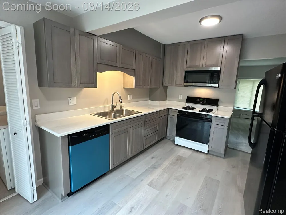 603 Heights Road Orion Charter Township, MI 48362