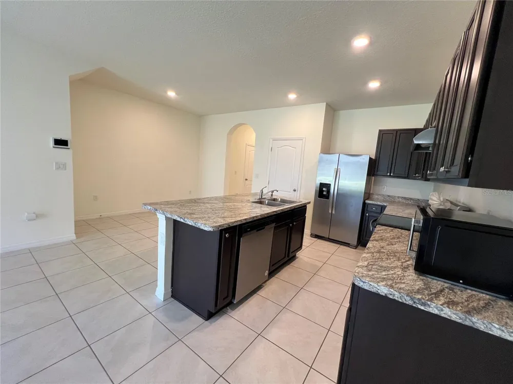 1370 YELLOW FINCH DRIVE Davenport, FL 33837