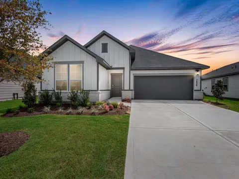 7826 Shimmering Star Lane