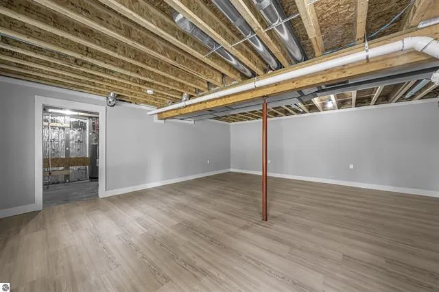 1713 Vanderlip Road Traverse City, MI 49686