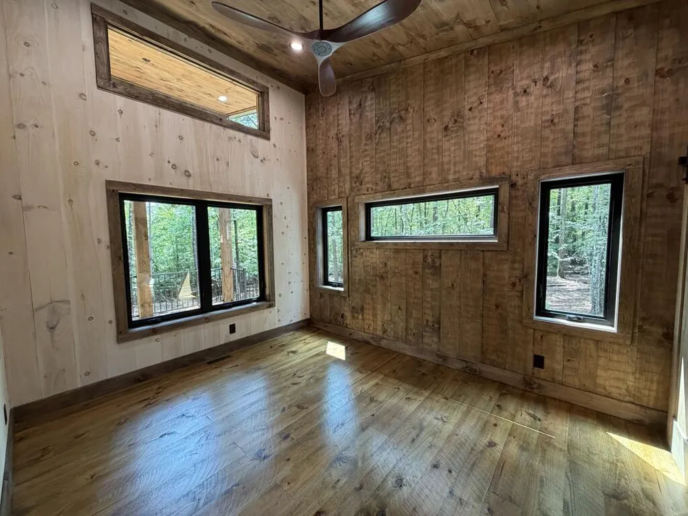 319 Wolf Creek Trail Mineral Bluff, GA 30559
