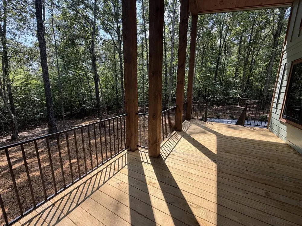 319 Wolf Creek Trail Mineral Bluff, GA 30559