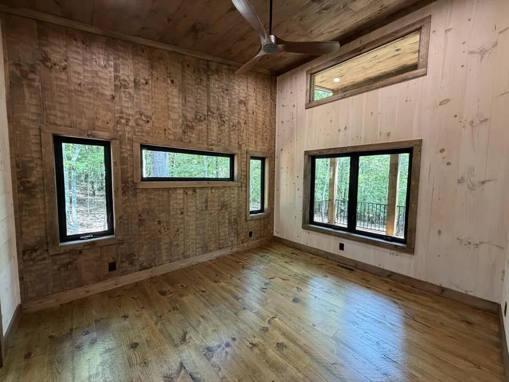 319 Wolf Creek Trail Mineral Bluff, GA 30559