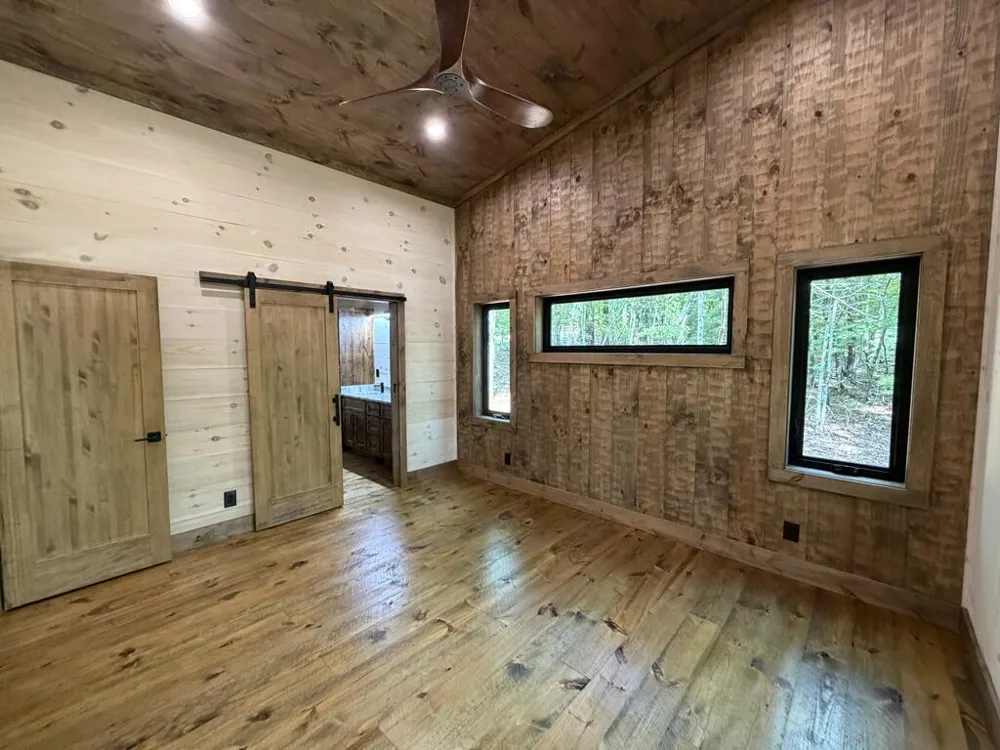 319 Wolf Creek Trail Mineral Bluff, GA 30559