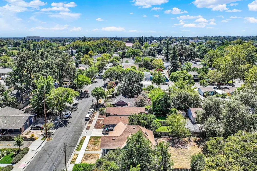 58 2nd Woodland, CA 95695