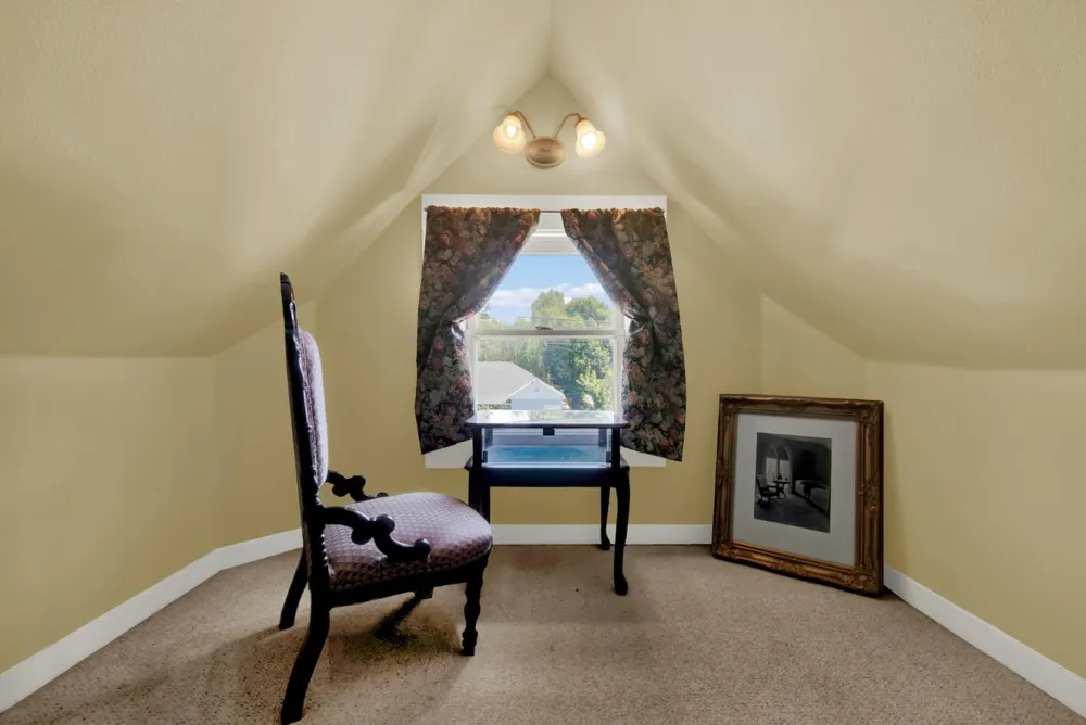 58 2nd Woodland, CA 95695