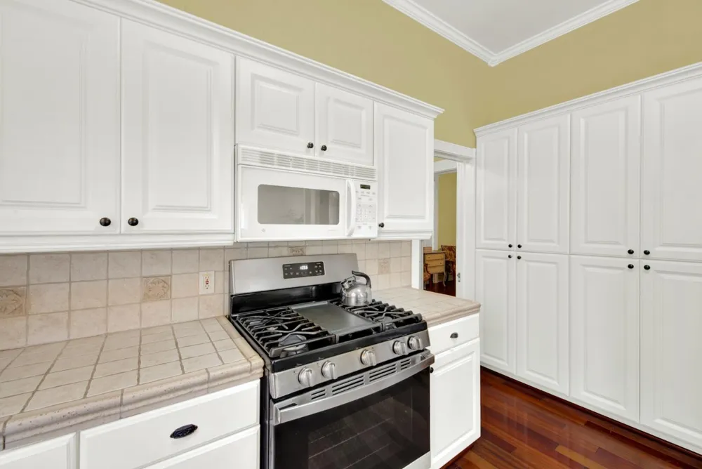 58 2nd Woodland, CA 95695