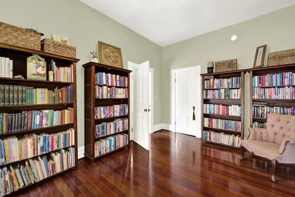 58 2nd Woodland, CA 95695