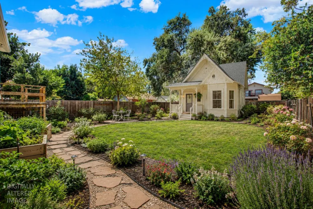 58 2nd Woodland, CA 95695