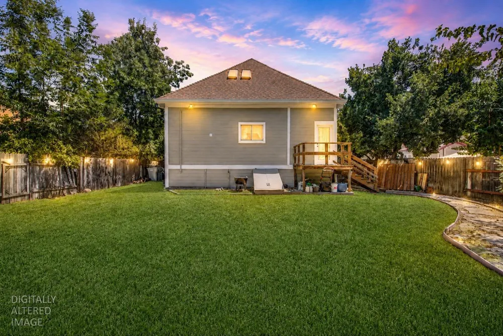 58 2nd Woodland, CA 95695