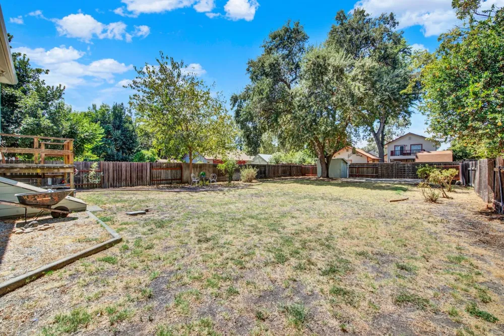 58 2nd Woodland, CA 95695