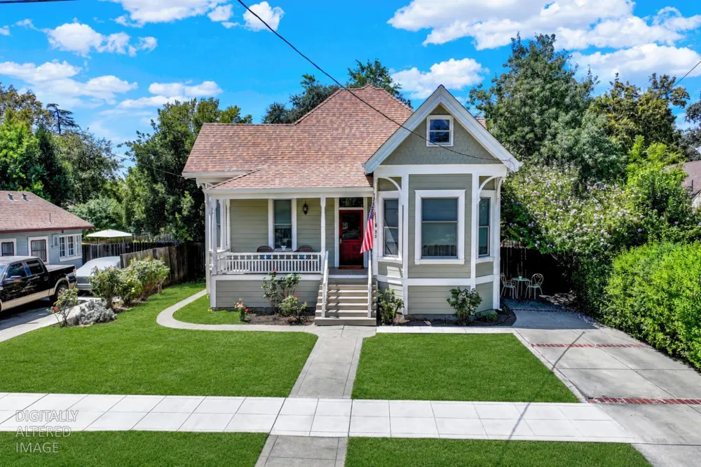 58 2nd Woodland, CA 95695