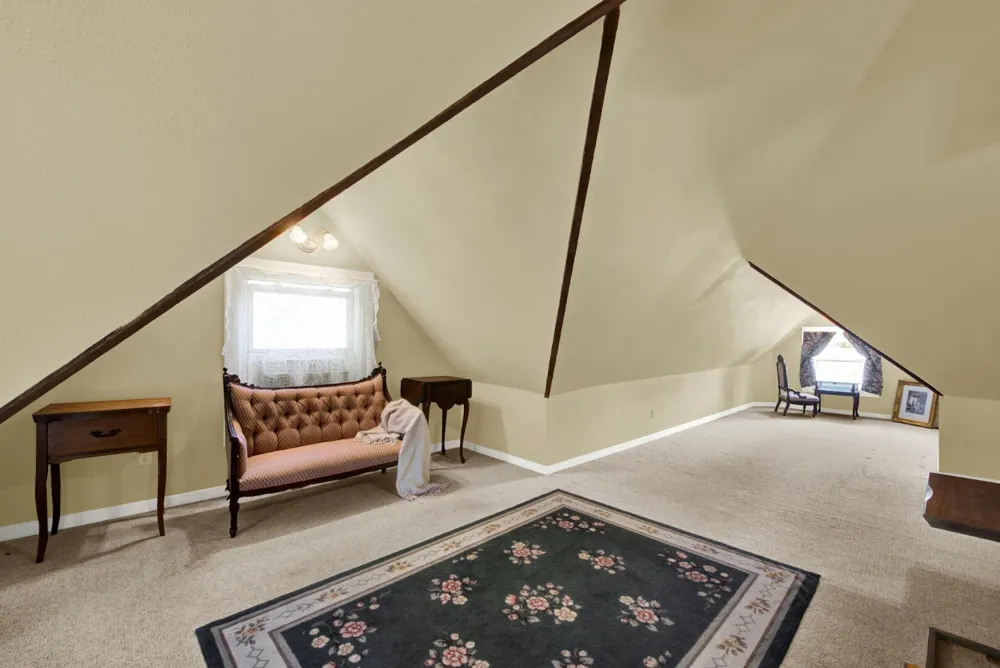 58 2nd Woodland, CA 95695