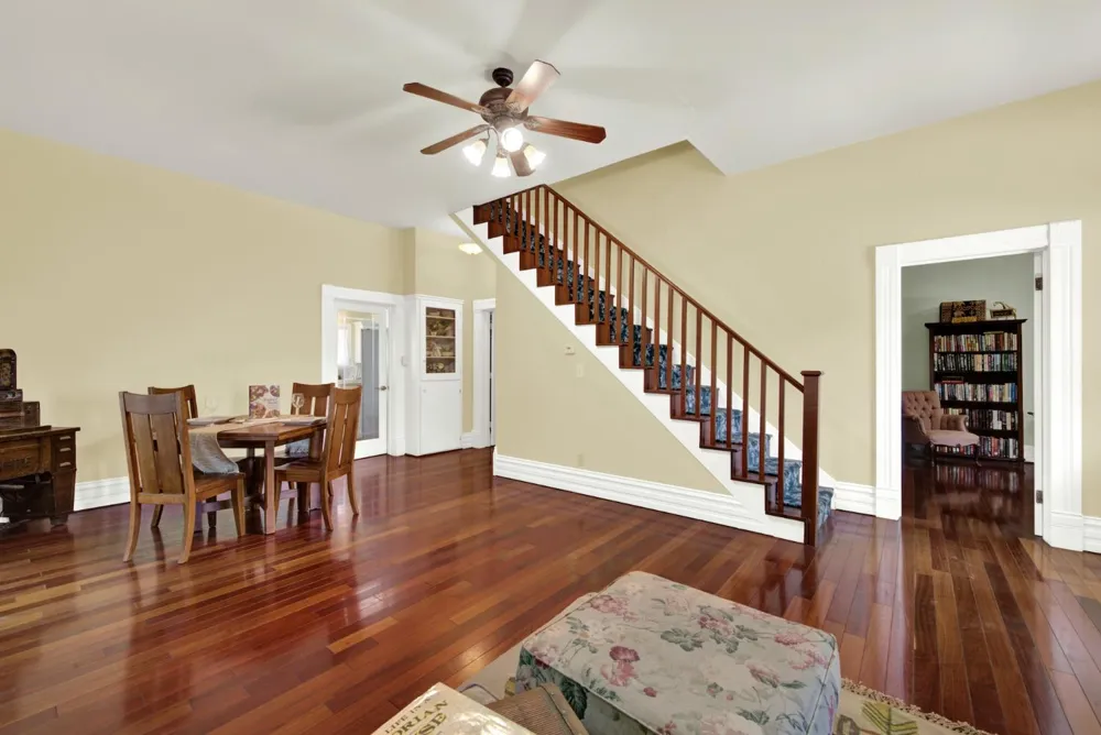 58 2nd Woodland, CA 95695