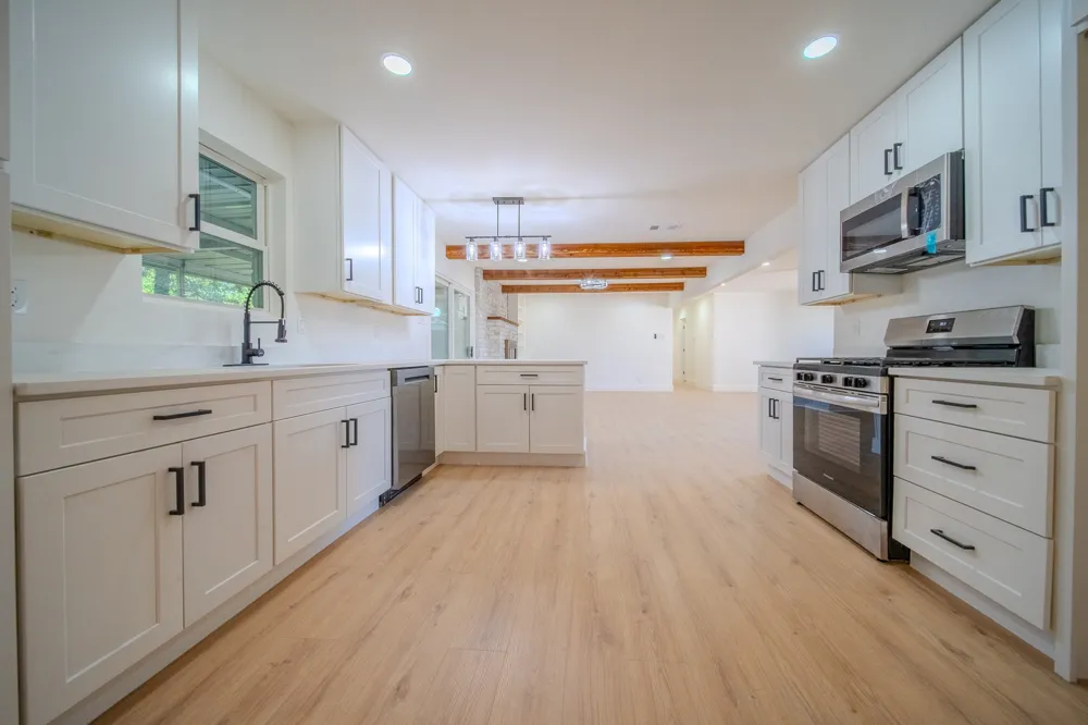 532 Plainview Drive Hurst, TX 76054