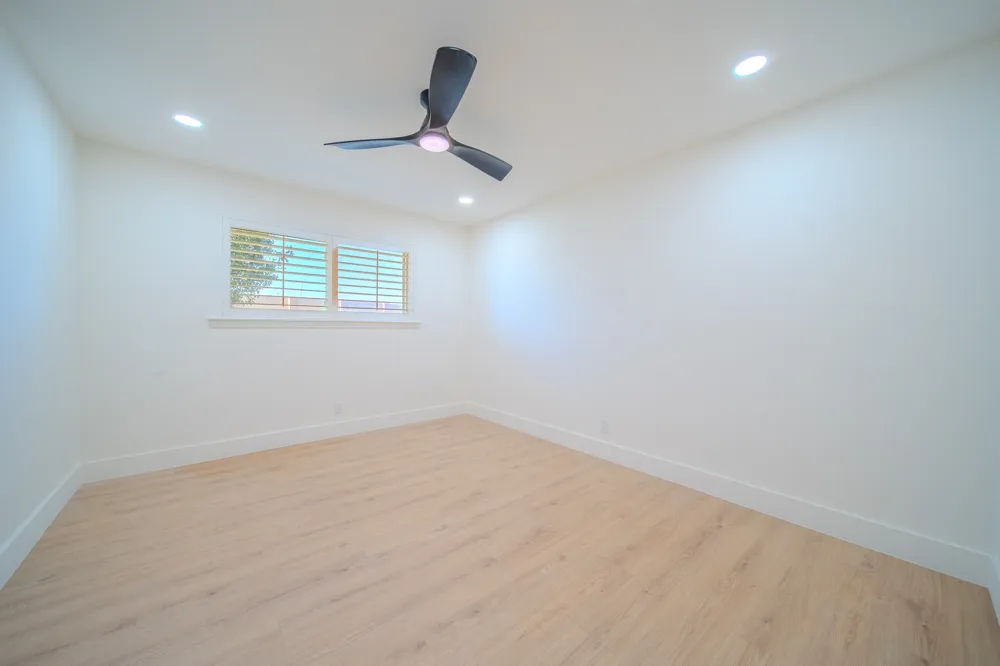 532 Plainview Drive Hurst, TX 76054