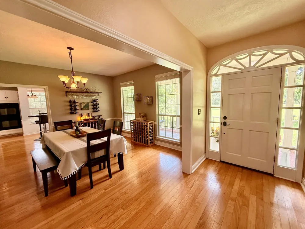 403 Westbrook Street Pinehurst, TX 77362