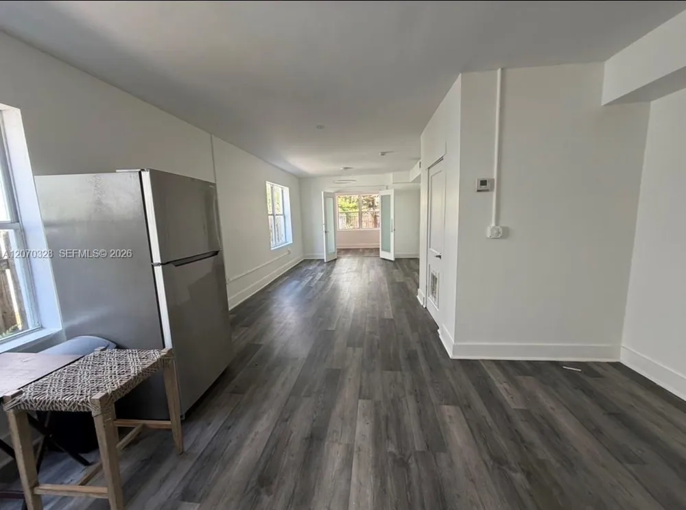 524 NW 35th St #1 Miami, FL 33127
