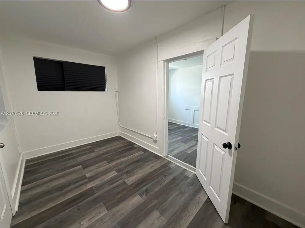524 NW 35th St #1 Miami, FL 33127
