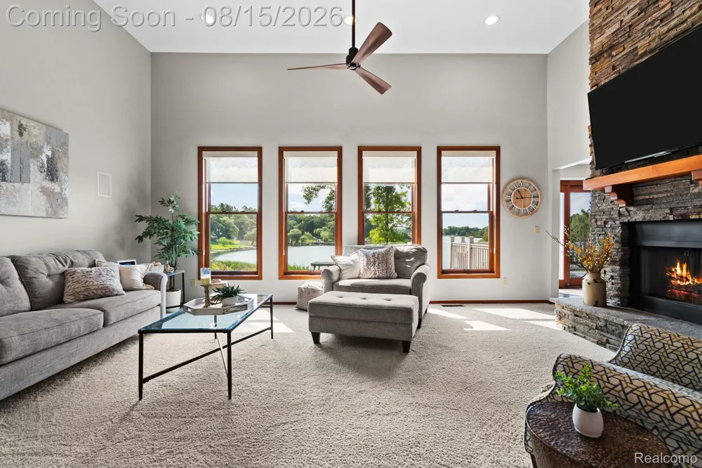 333 Elio Drive Highland Charter Township, MI 48357