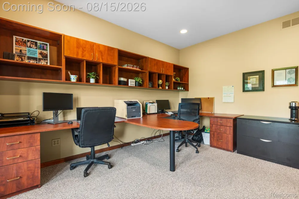 333 Elio Drive Highland Charter Township, MI 48357