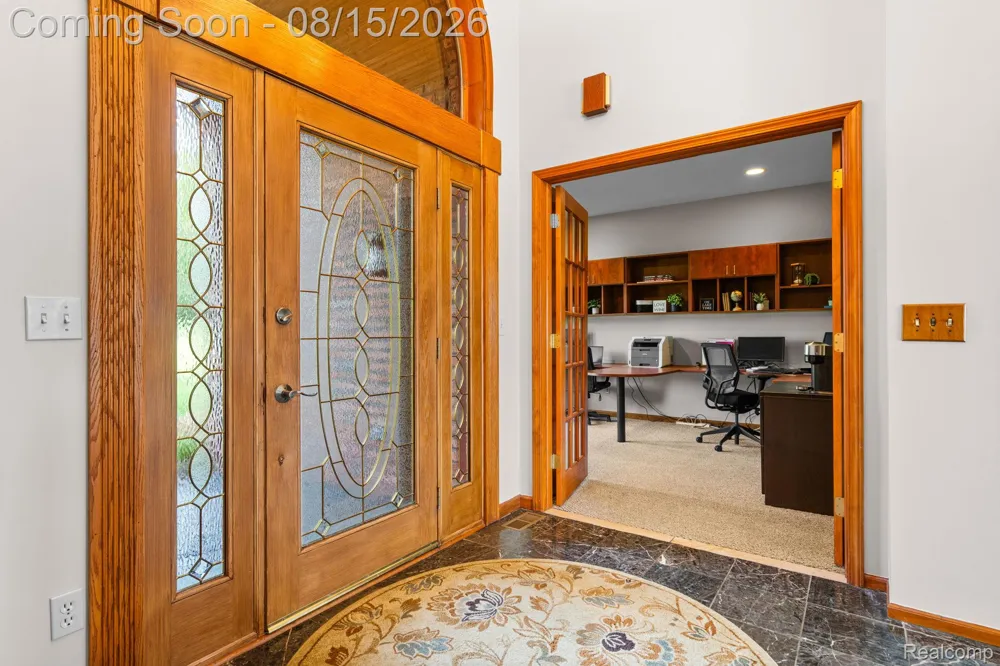 333 Elio Drive Highland Charter Township, MI 48357
