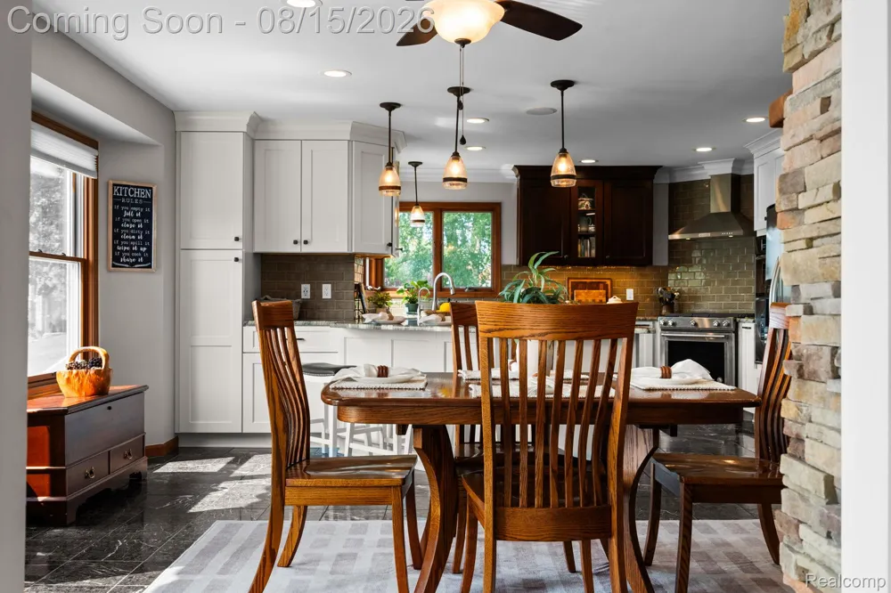 333 Elio Drive Highland Charter Township, MI 48357