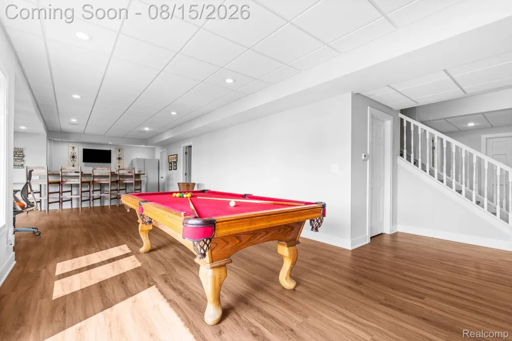 333 Elio Drive Highland Charter Township, MI 48357