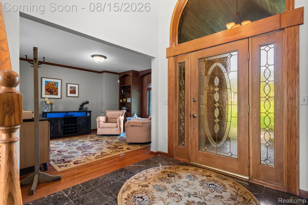 333 Elio Drive Highland Charter Township, MI 48357