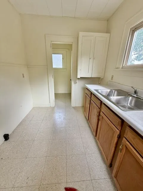 274 Garfield Avenue Battle Creek City, MI 49017