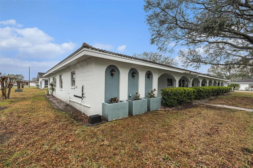 11200 102ND AVENUE #16 Seminole, FL 33778