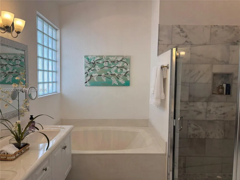 2932 NW 41st St Boca Raton, FL 33434